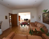 Wohnraum über Eck mit mehr als 70 m²